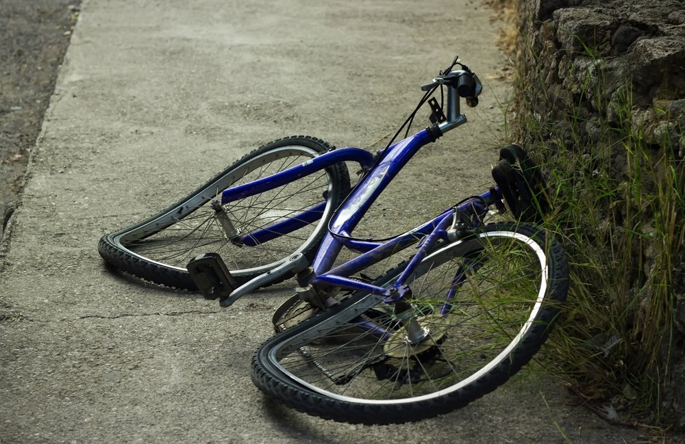 Fleeing Driver Hits Cyclist Near E Linden Ave
