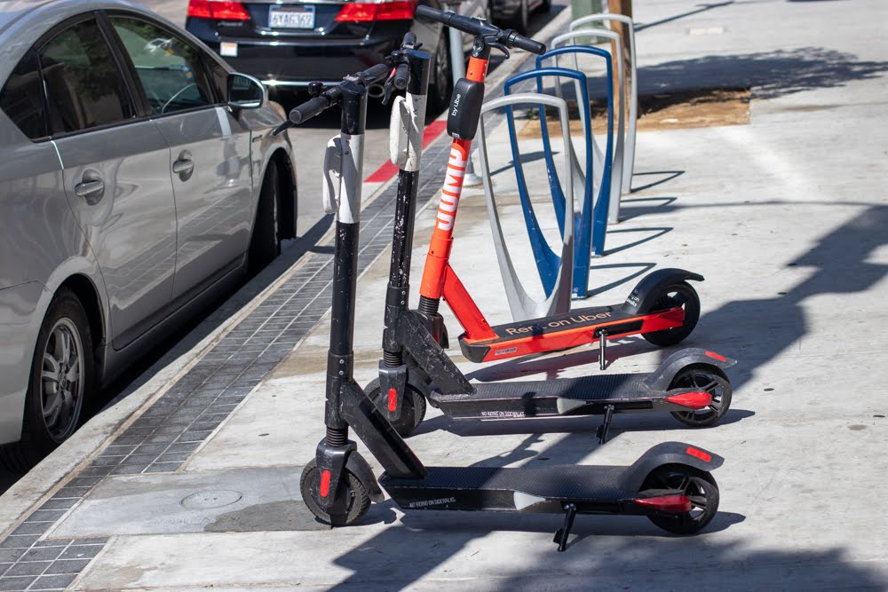 Person Hurt in Scooter Crash on W Union Ave in Bound Brook, NJ