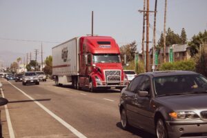 Driver Hurt in Tractor-Trailer Wreck