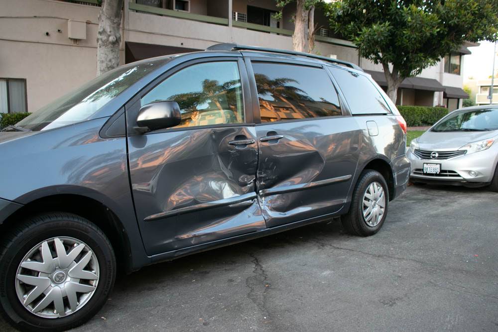 Two-Car Wreck Injures One on Hillside Ave