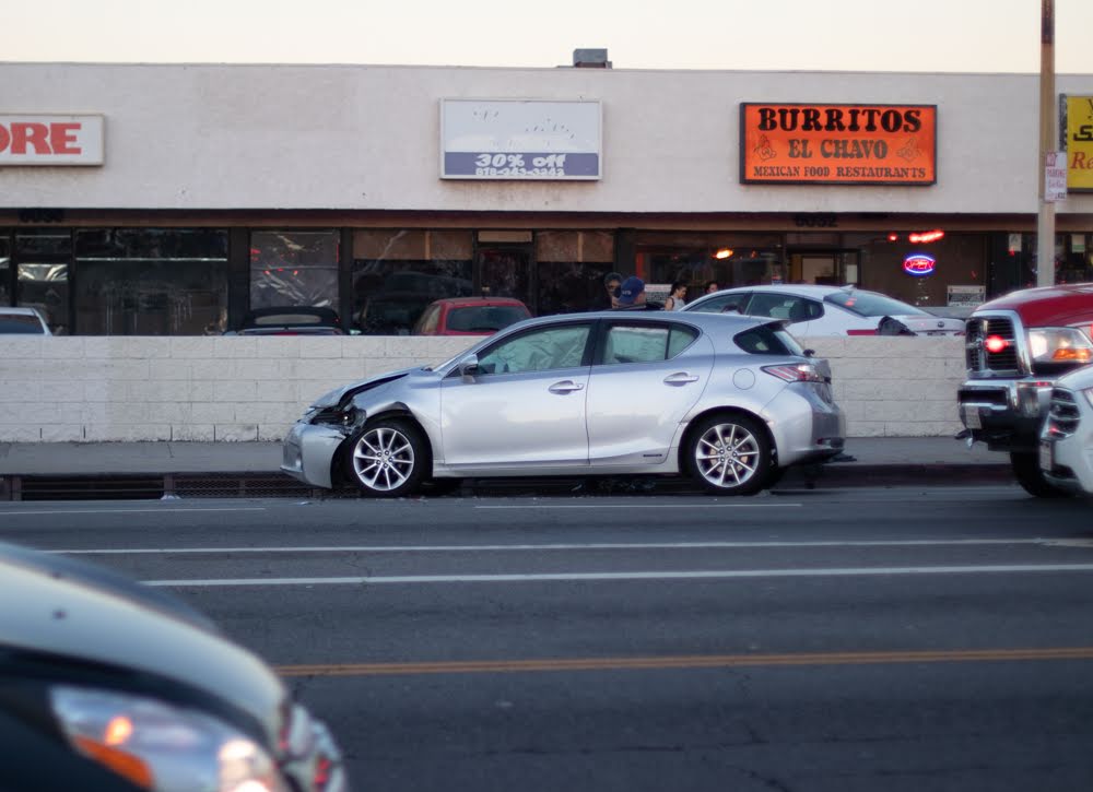 Two-Car Wreck Injures One on I-78