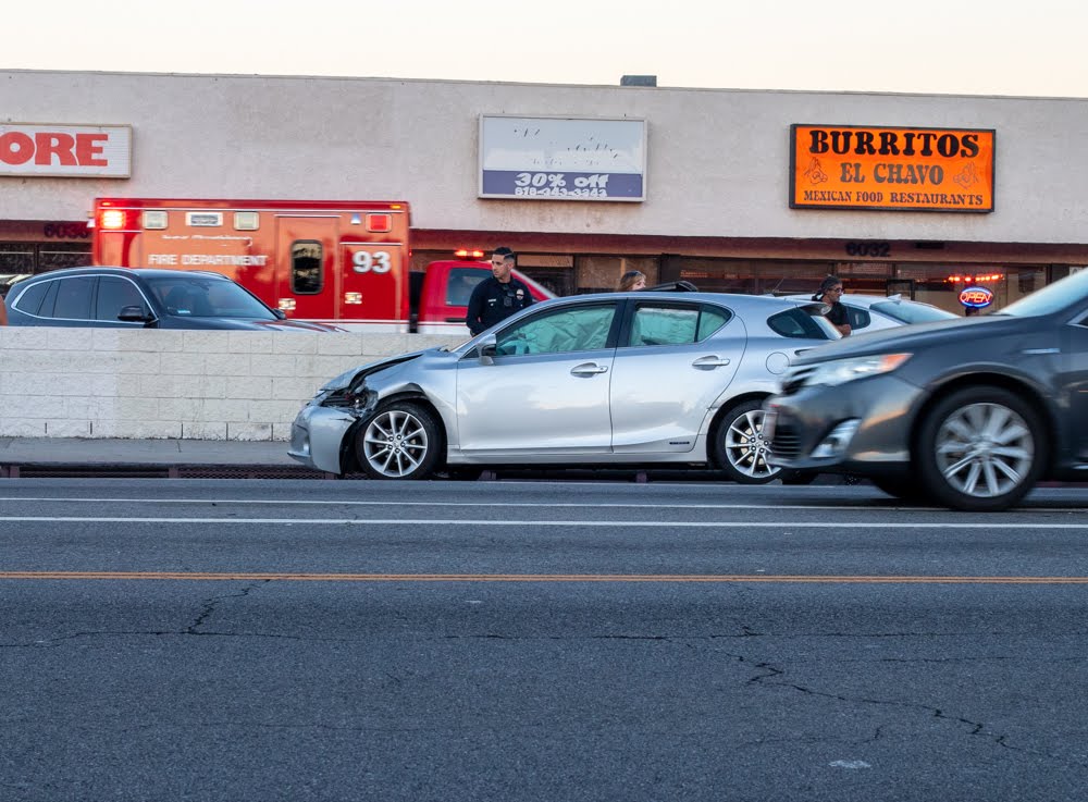 Two-Car Crash Causes Injuries on Pine Ave